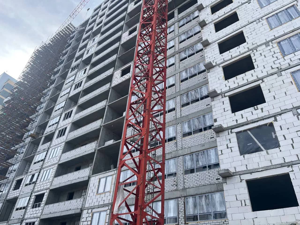Апрель 2025